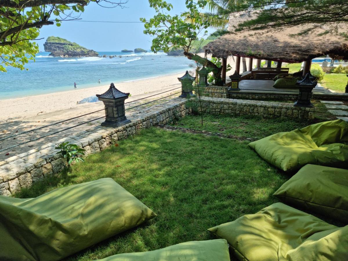 Istana Ombak Eco Resort Pacitan Zewnętrze zdjęcie