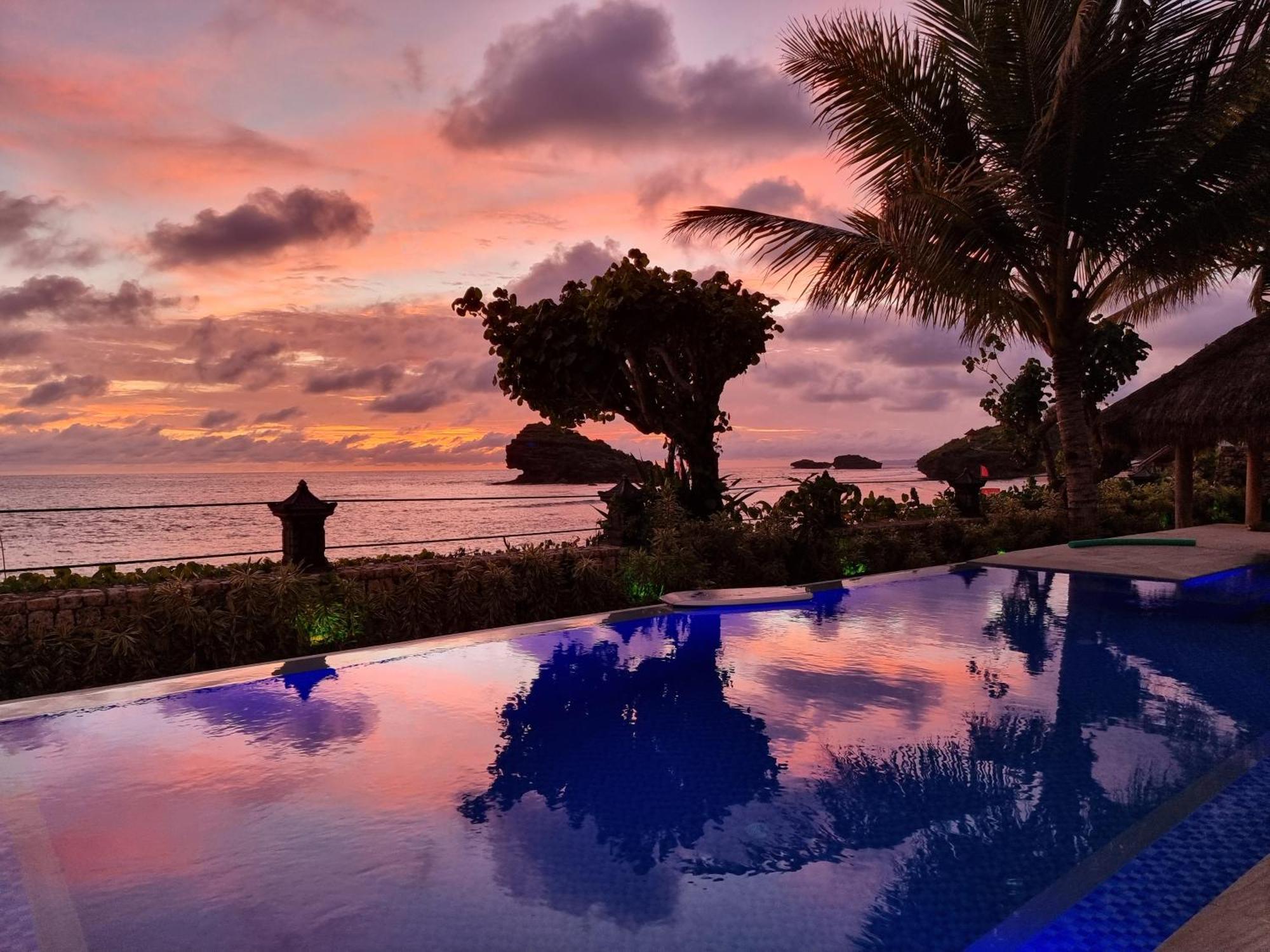 Istana Ombak Eco Resort Pacitan Zewnętrze zdjęcie