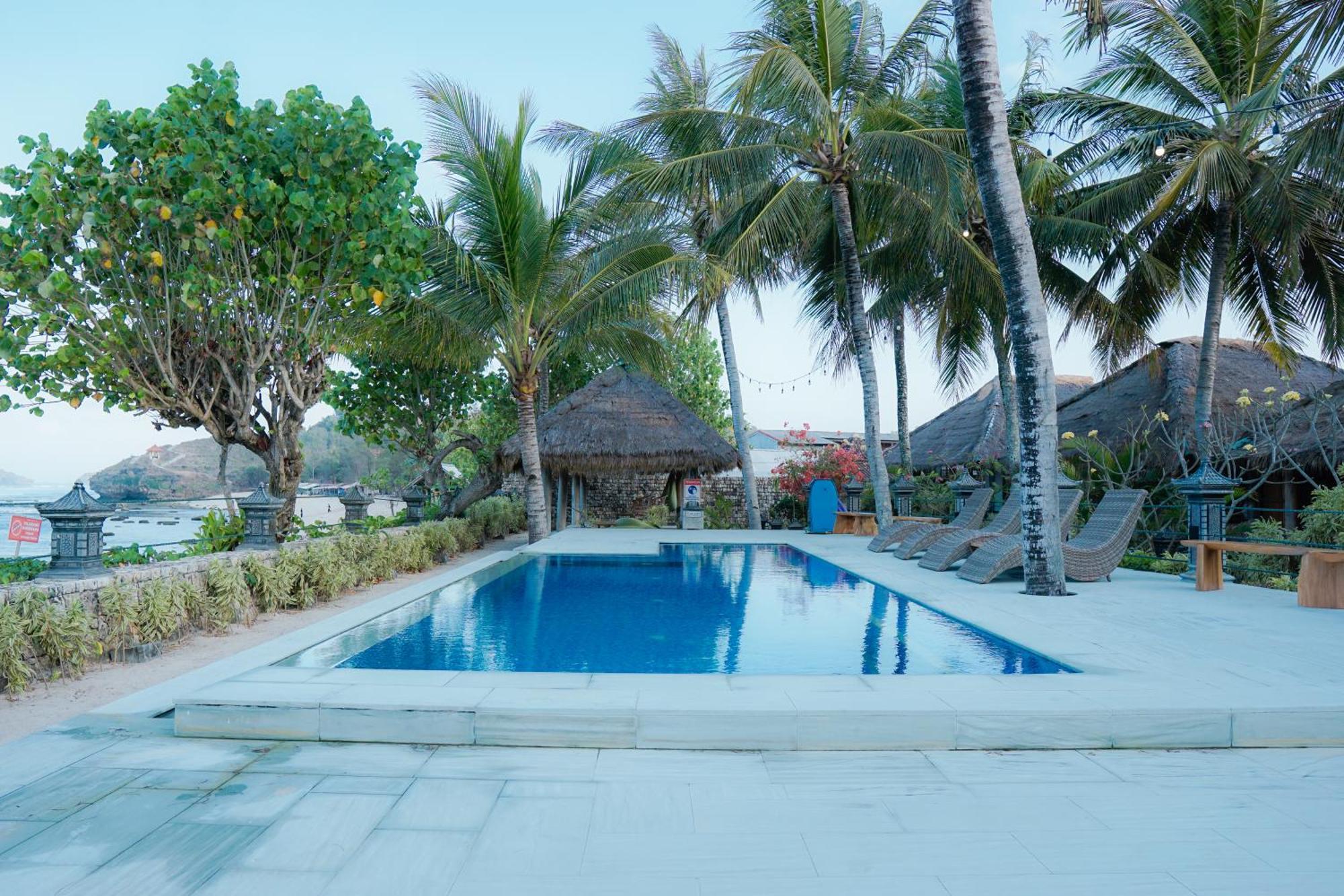 Istana Ombak Eco Resort Pacitan Zewnętrze zdjęcie